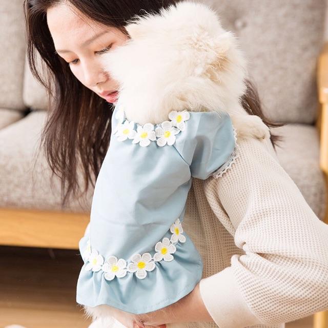 Váy phối hoa tiểu thư cho chó mèo