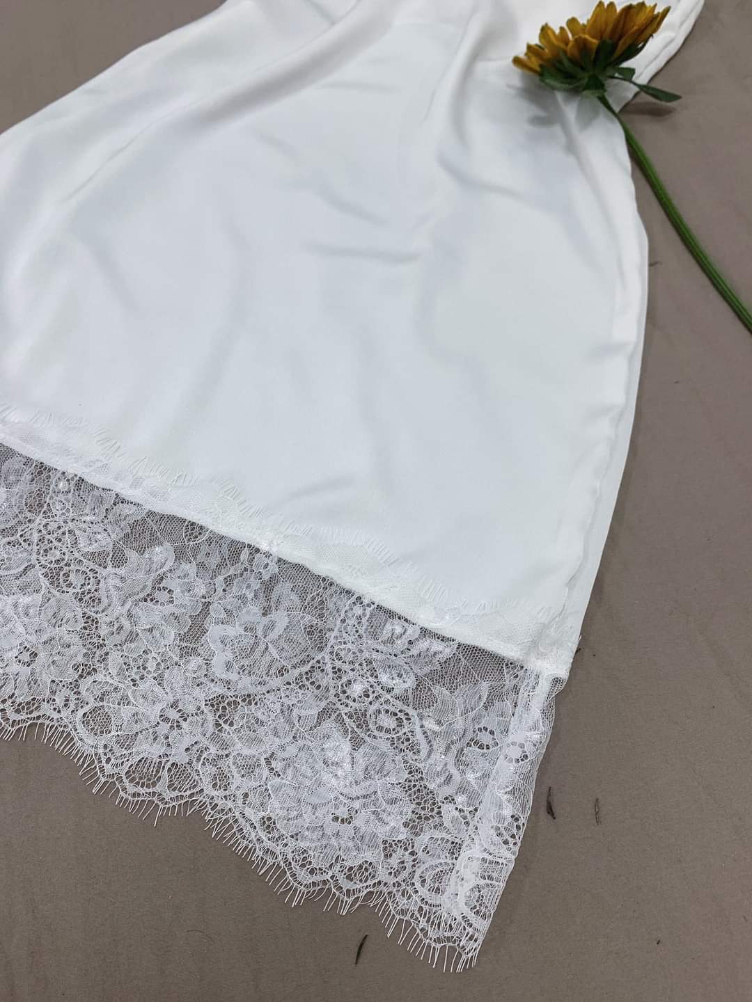 Váy Ngủ Lụa Cao Cấp, Váy Ngủ Lụa Hai Dây, Váy Ngủ Lụa Sexy, Váy Ngủ Gợi Cảm, Váy Ngủ phối ren tinh tế VS70MD2