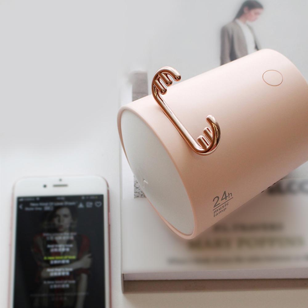 Loa nghe nhạc không dây có đèn led thời trang