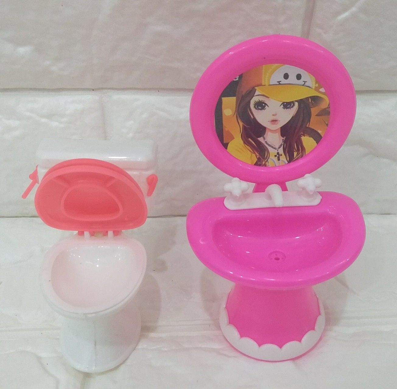 Búp bê babie+bồn cầu+bồn rửa mặt+dép - 0060BB94