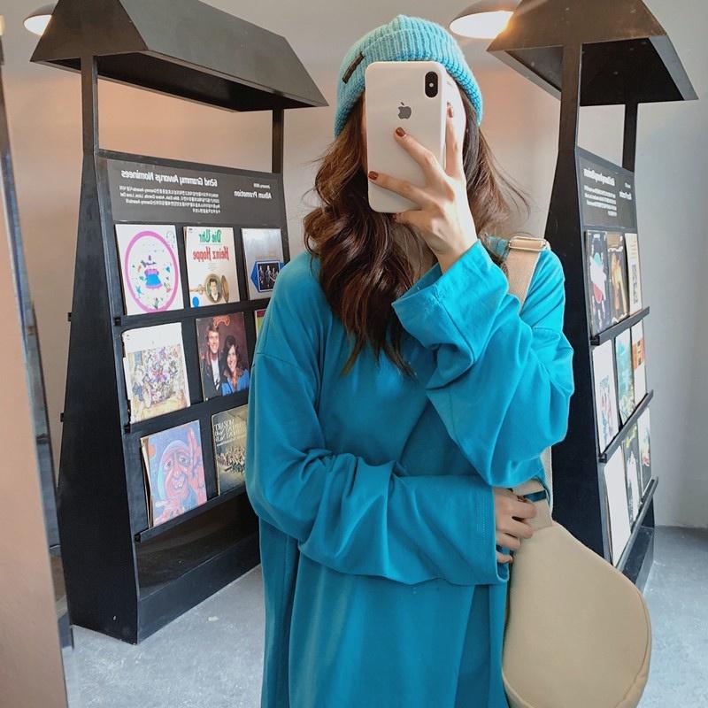 Áo phông tay dài sweater unisex nam nữ thun form rộng teen cổ tròn oversize cotton giá rẻ basic đen trắng freesize TRƠN