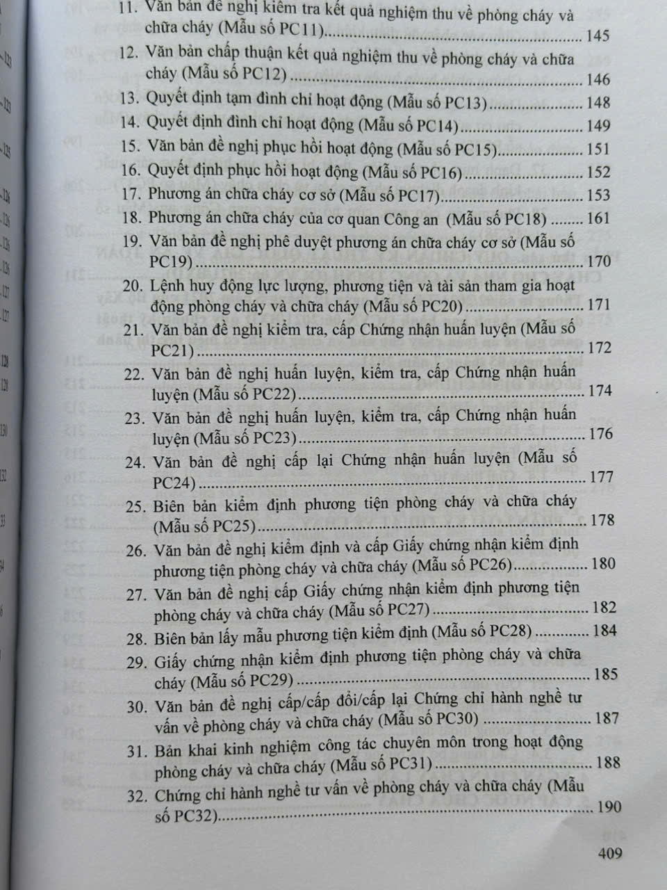 Sách Luật Phòng Cháy, Chữa Cháy Và Cứu Nạn Cứu Hộ - Quy Định Pháp Luật Về Công Tác Cứu Nạn, Cứu Hộ Của Lực Lượng Phòng Cháy Và Chữa Cháy (V2550T)
