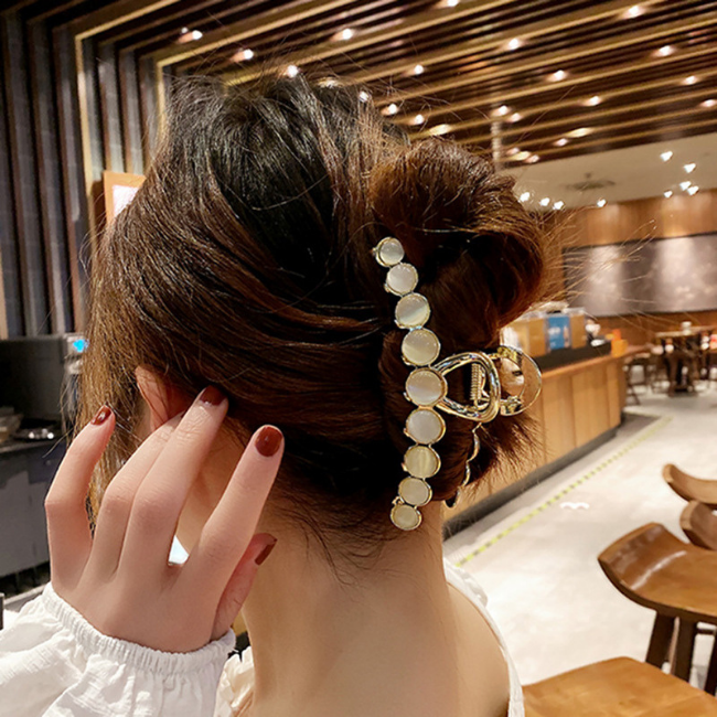 Kẹp tóc nữ đính ngọc Vituni kẹp tóc kim loại phong cách Hàn Quốc vintage nhẹ nhàng KT12