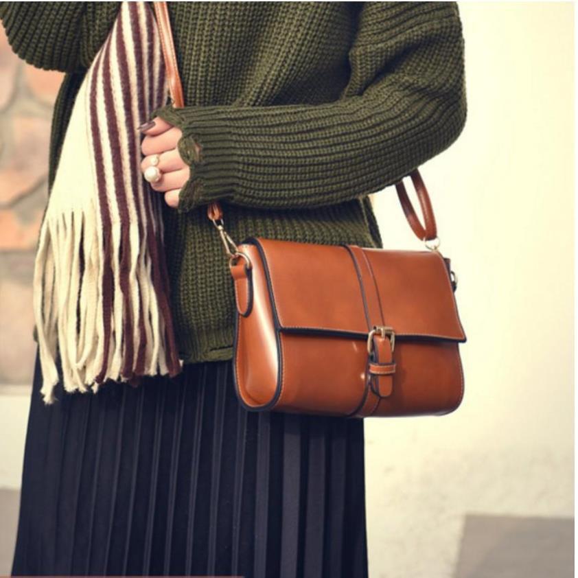 Túi đeo chéo thời trang phong cách Thành Long TLG 208094 1Tặng túi đựng mỹ phẩm tiện lợi