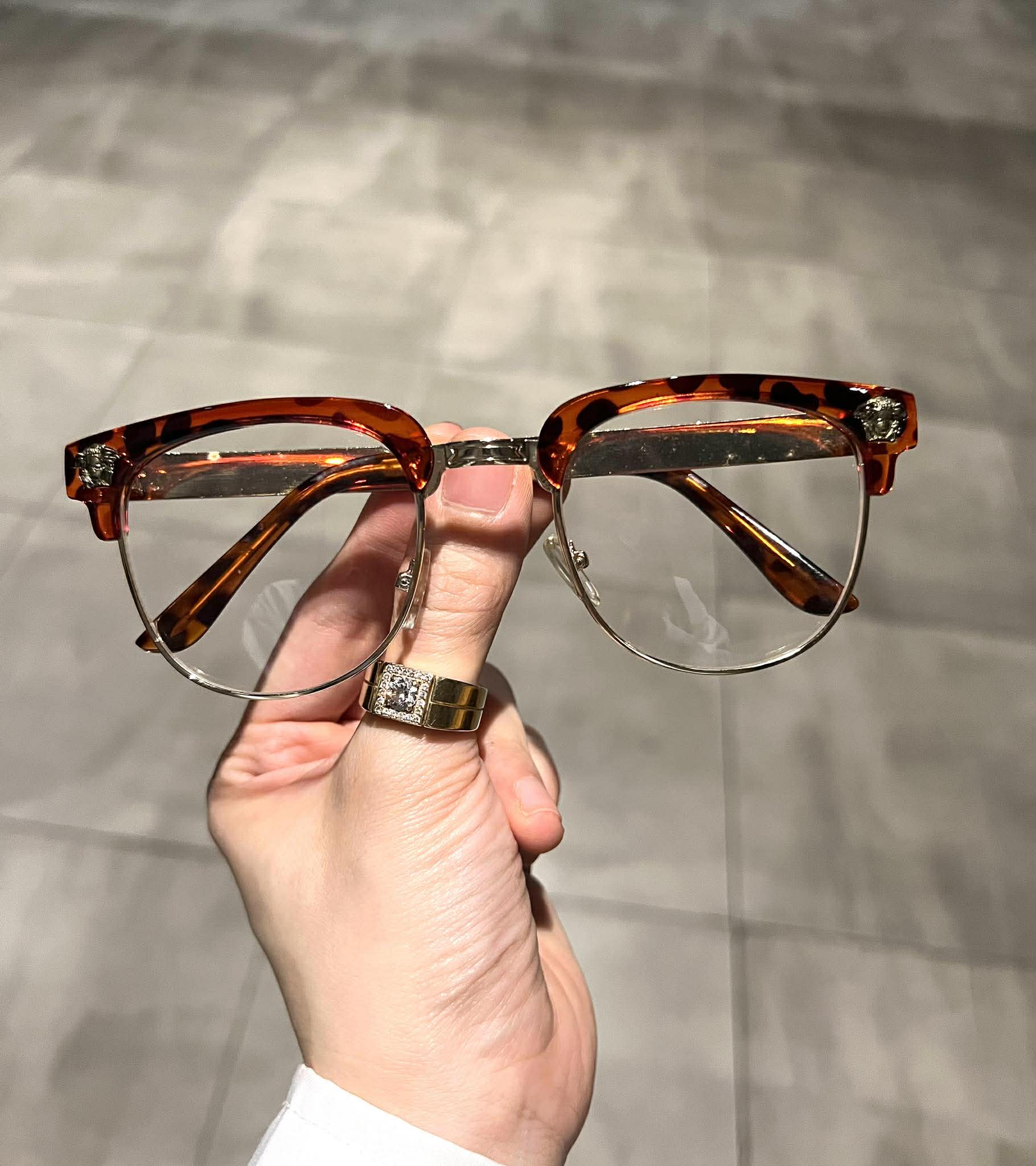 Kính thời trang Mắt tròn nửa viền form to viền dày kim loại cao cấp