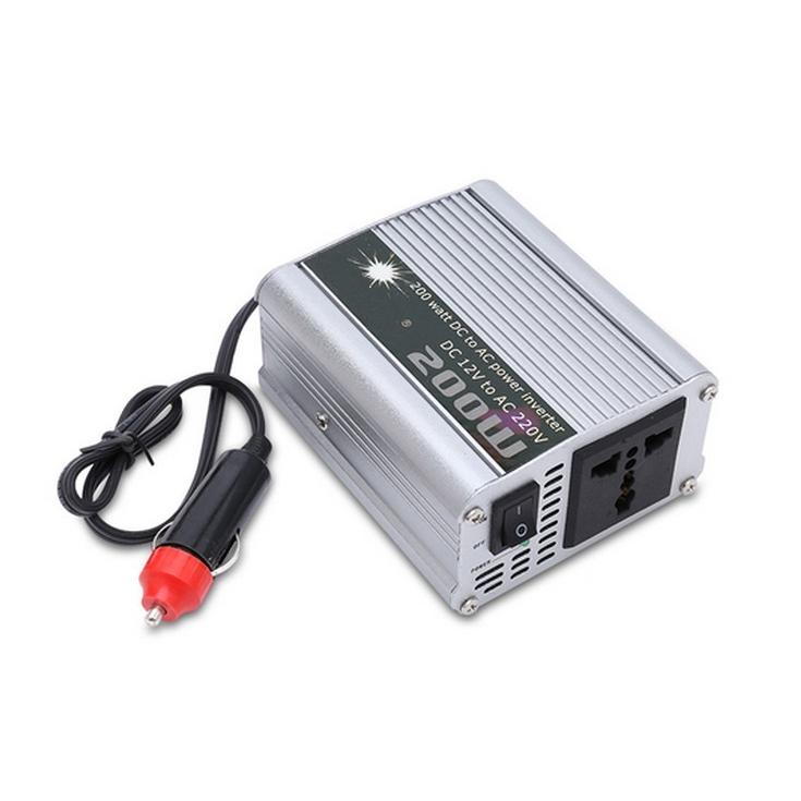 Bộ chuyển đổi nguồn điện từ 12 ra 220V công suất 200W cho ô tô