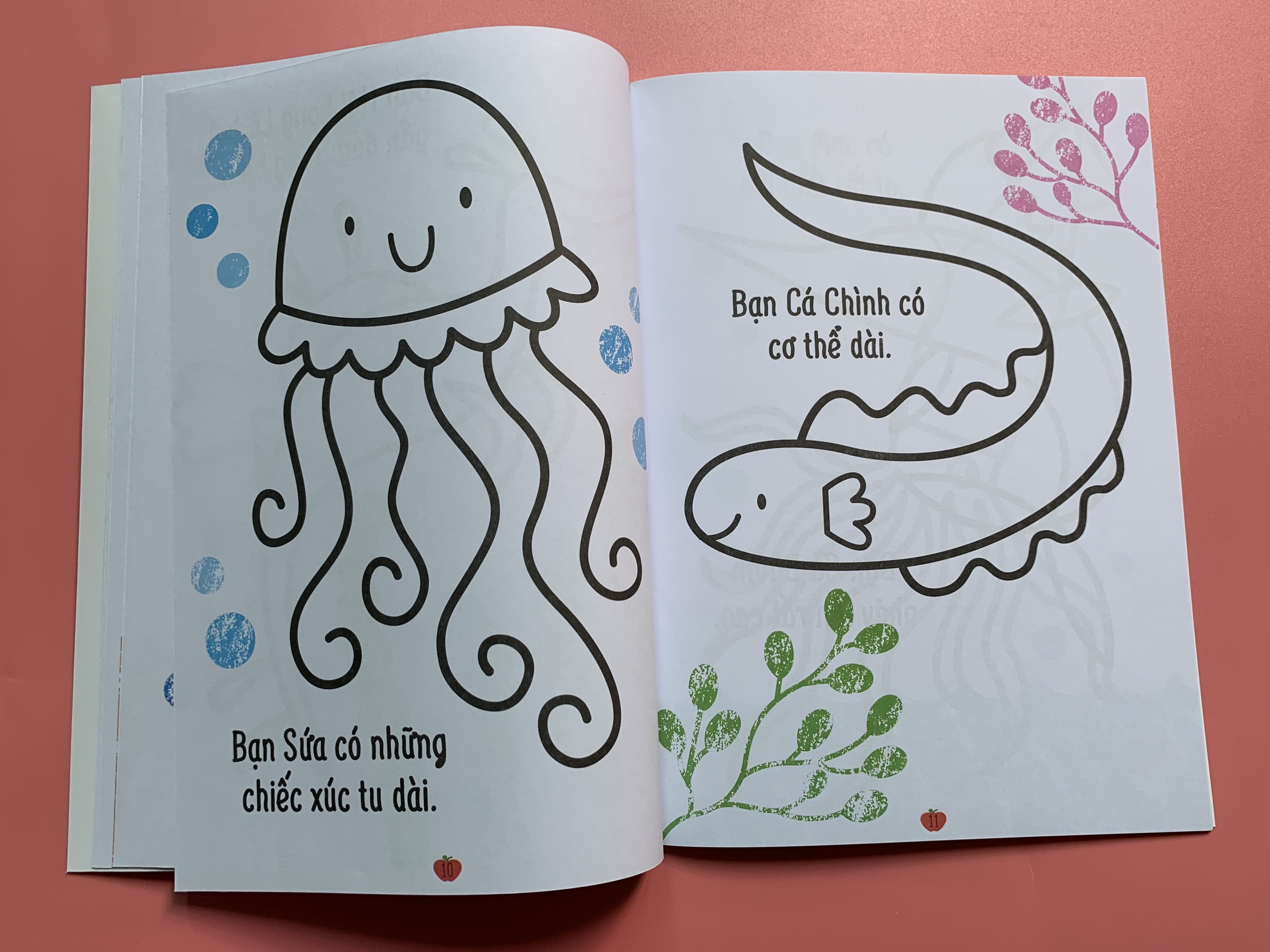 Cuốn Sách Tô Màu Đầu Tiên Của Tớ - Chủ Phương Tiện Giao Thông và Đại Dương - Sách Tô Màu Khám Phá Cho Bé 0-3 tuổi