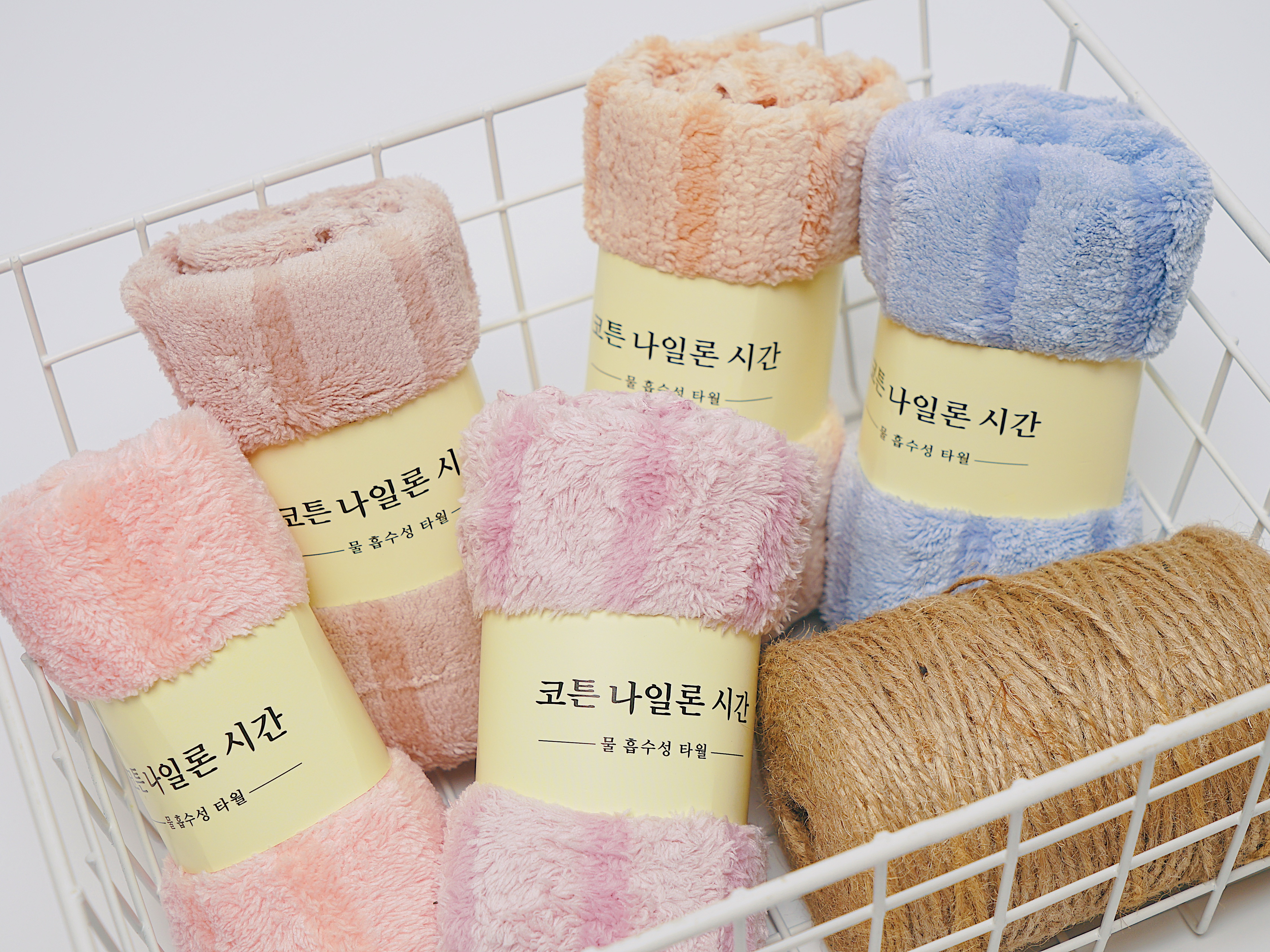 Combo 4 Khăn Mặt Lông Cừu Hàn Quốc Siêu Thấm Hút Cực Mịn - 30x50 cm - Sọc Nhỏ