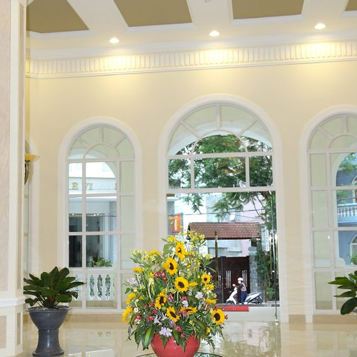 Iris Hotel Đà Lạt 3 *. Bao Gồm Ăn Sáng. Khách Sạn Tại Trung Tâm Thành Phố