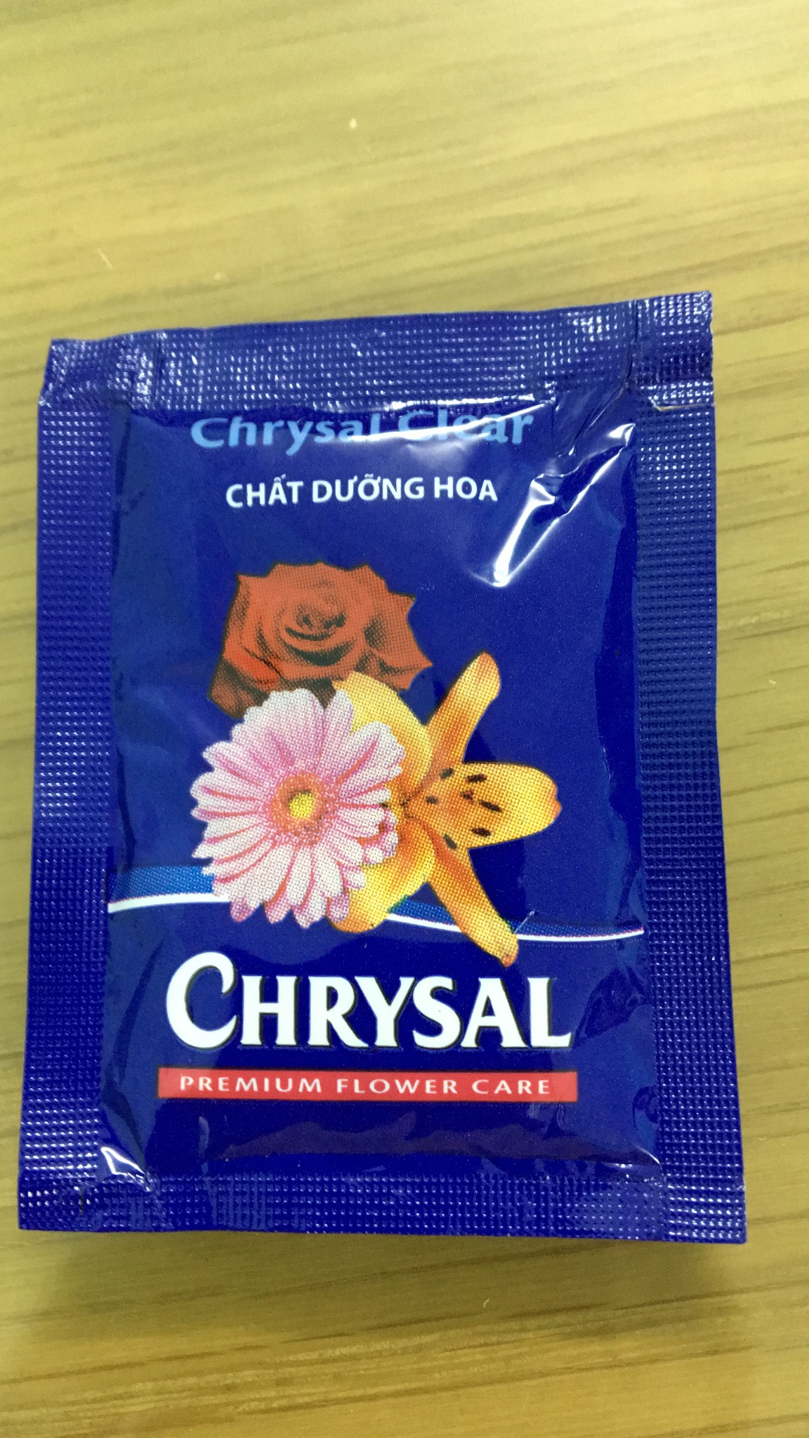 Dưỡng hoa lâu tàn 10 gói Chrysal