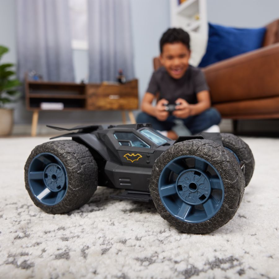 Đồ Chơi Chiến Xe Batmobile Stunt Force Rc BATMAN 6066871