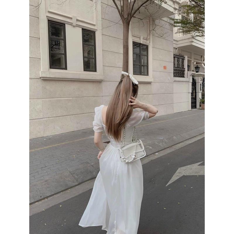 ĐẦM XOÈ NHÚN NGỰC NÚT BỌC