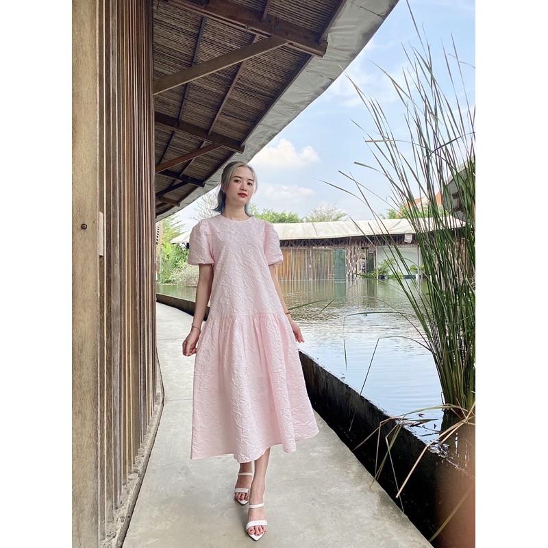 - Đầm ren kim cương form rộng suông dài
