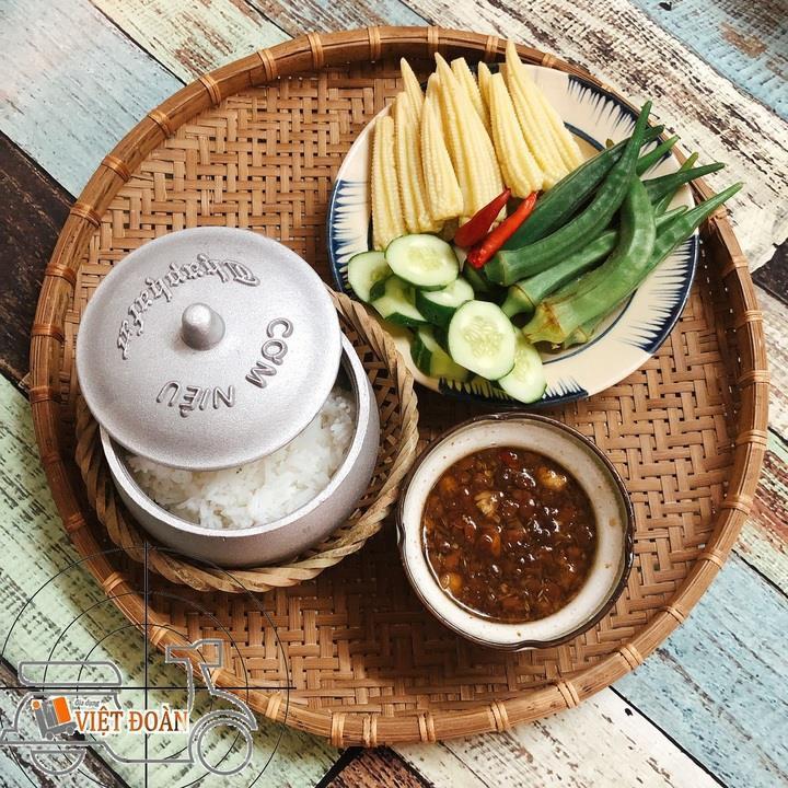Thố niêu GANG, Nồi cơm niêu bằng gang. Dụng cụ bếp dùng kho quẹt, cơm cháy giòn đều THƠM NGON. Nhà h