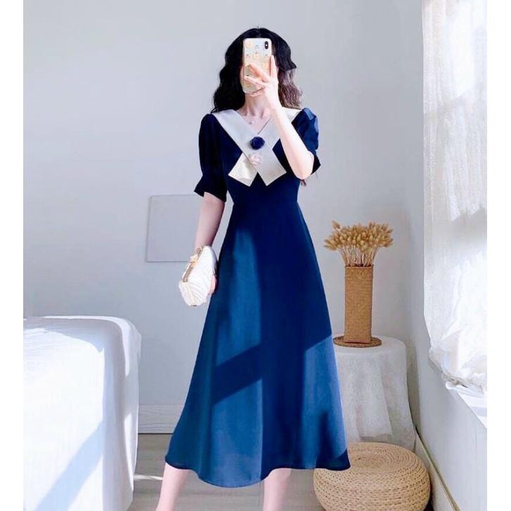 ĐẦM NỮ DÁNG SUÔNG DÀI THANH LỊCH KÈM HOA XANH