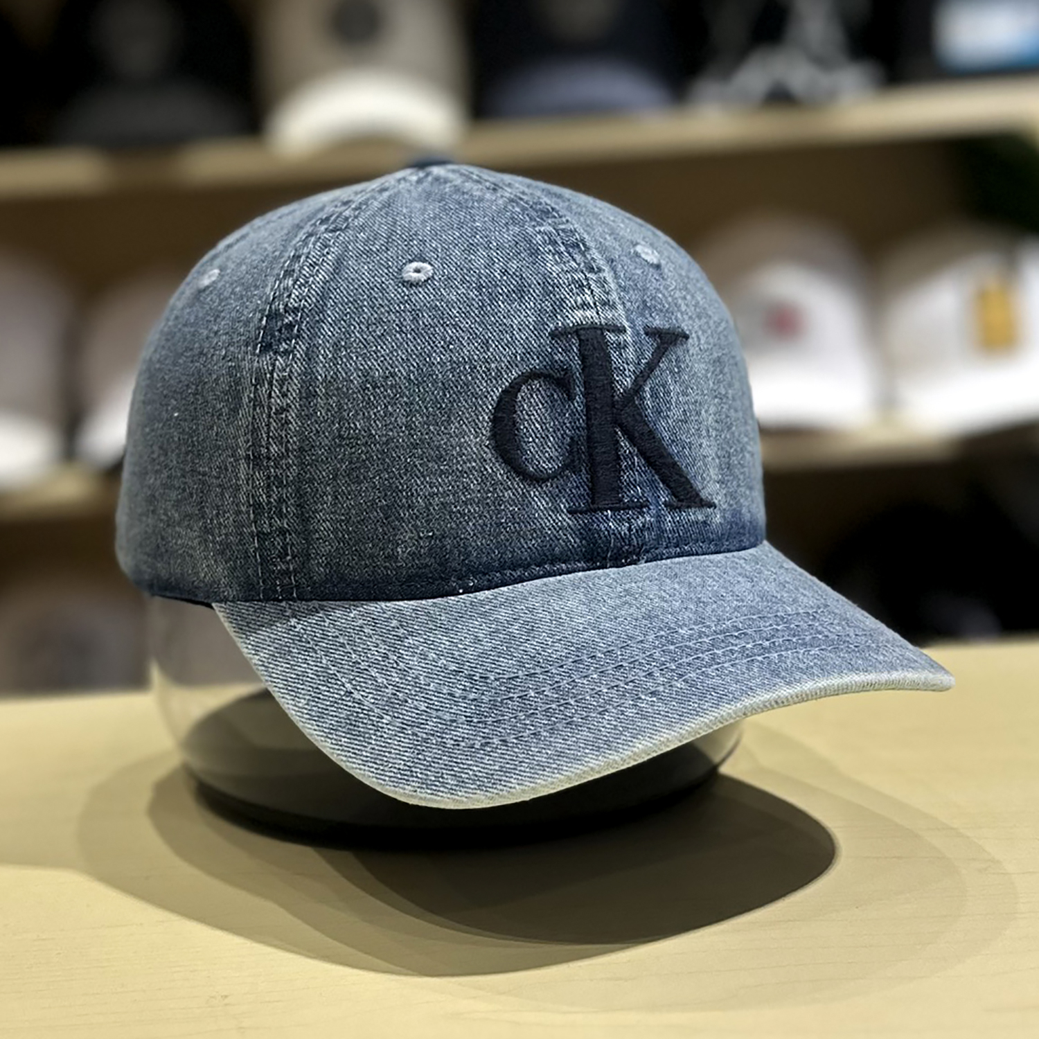 Nón kết, mũ lưỡi trai CK phối vải jeans form chuẩn thời trang cao cấp