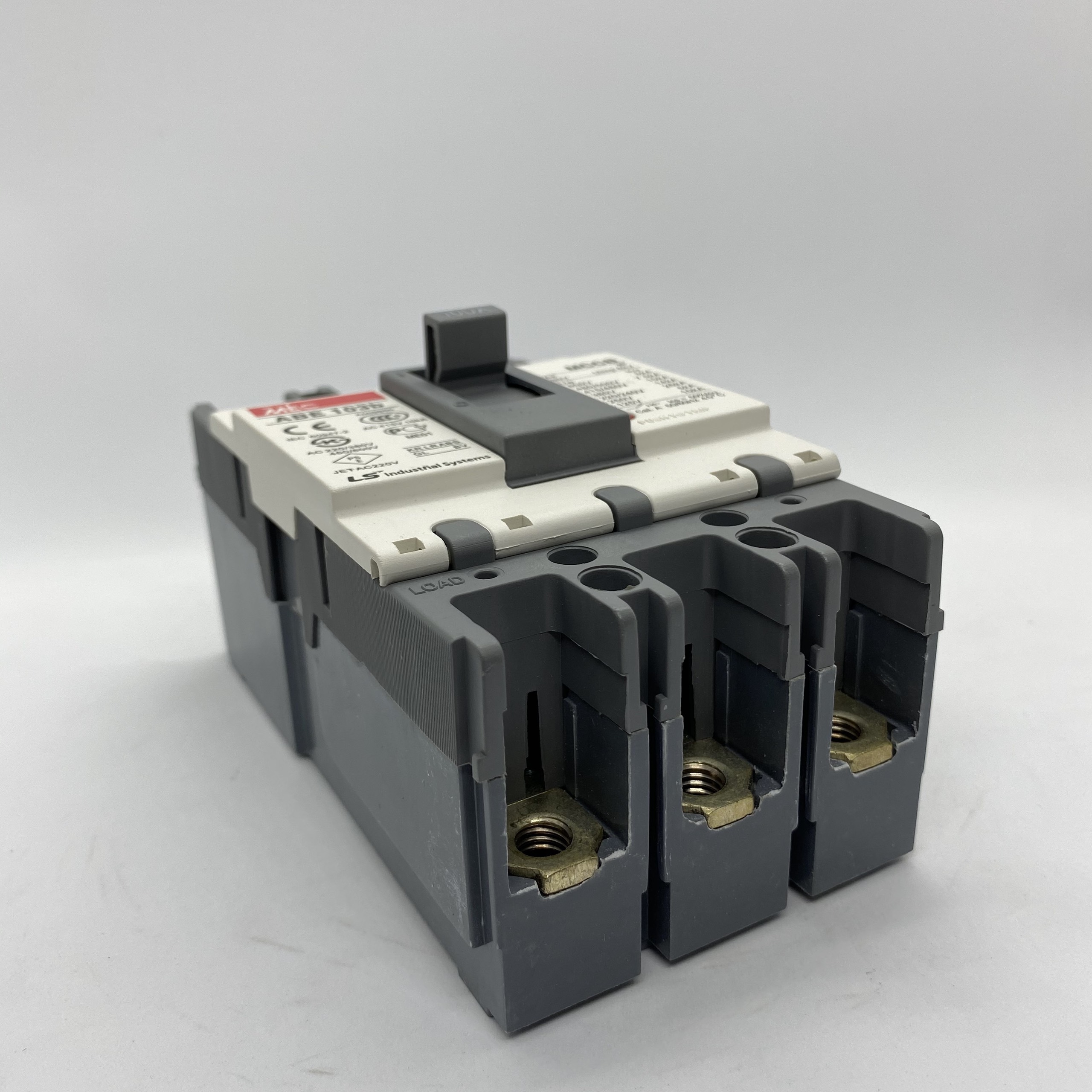 Attomat 3 pha ABE 103B - 100A LS