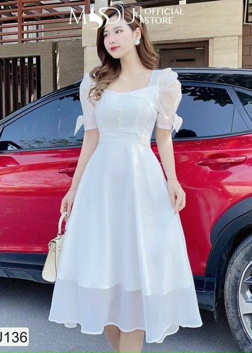 Đầm Voan Trắng Công Chúa 2 Lớp Tay Nơ Kết Cườm Nữ Tính