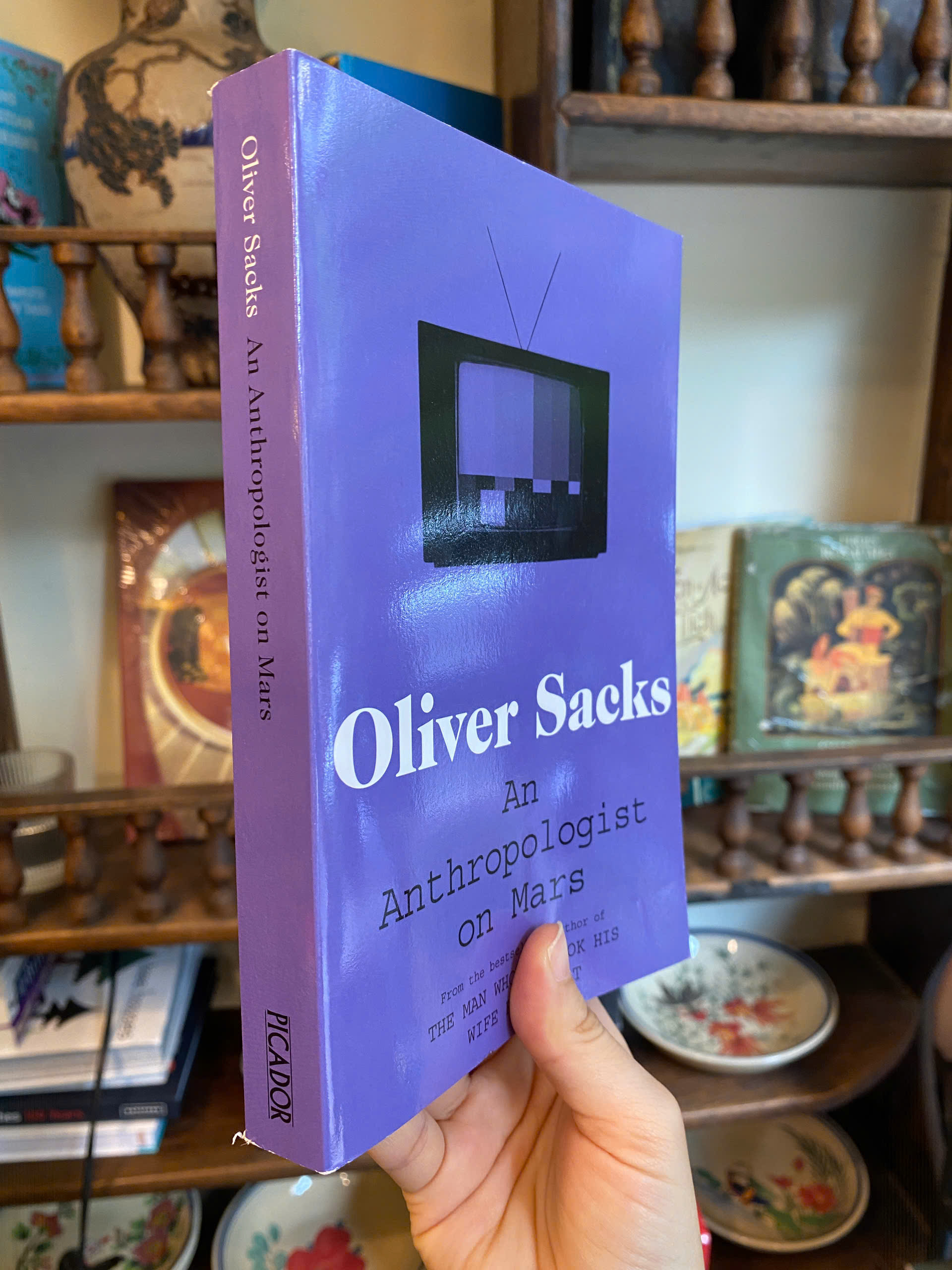 Sách - An Anthropologist on Mars by Oliver Sacks - Nonfiction/Science book in English - Ngoại Văn