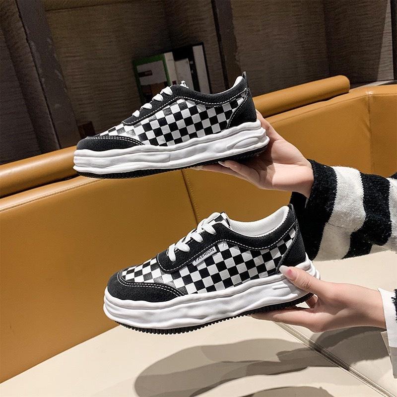 Giày MWC 0678 - Giày Thể Thao Nữ, Sneaker Đế Bánh Mì Da Mềm Siêu Xinh Phong Cách Ulzzang Hàn Quốc