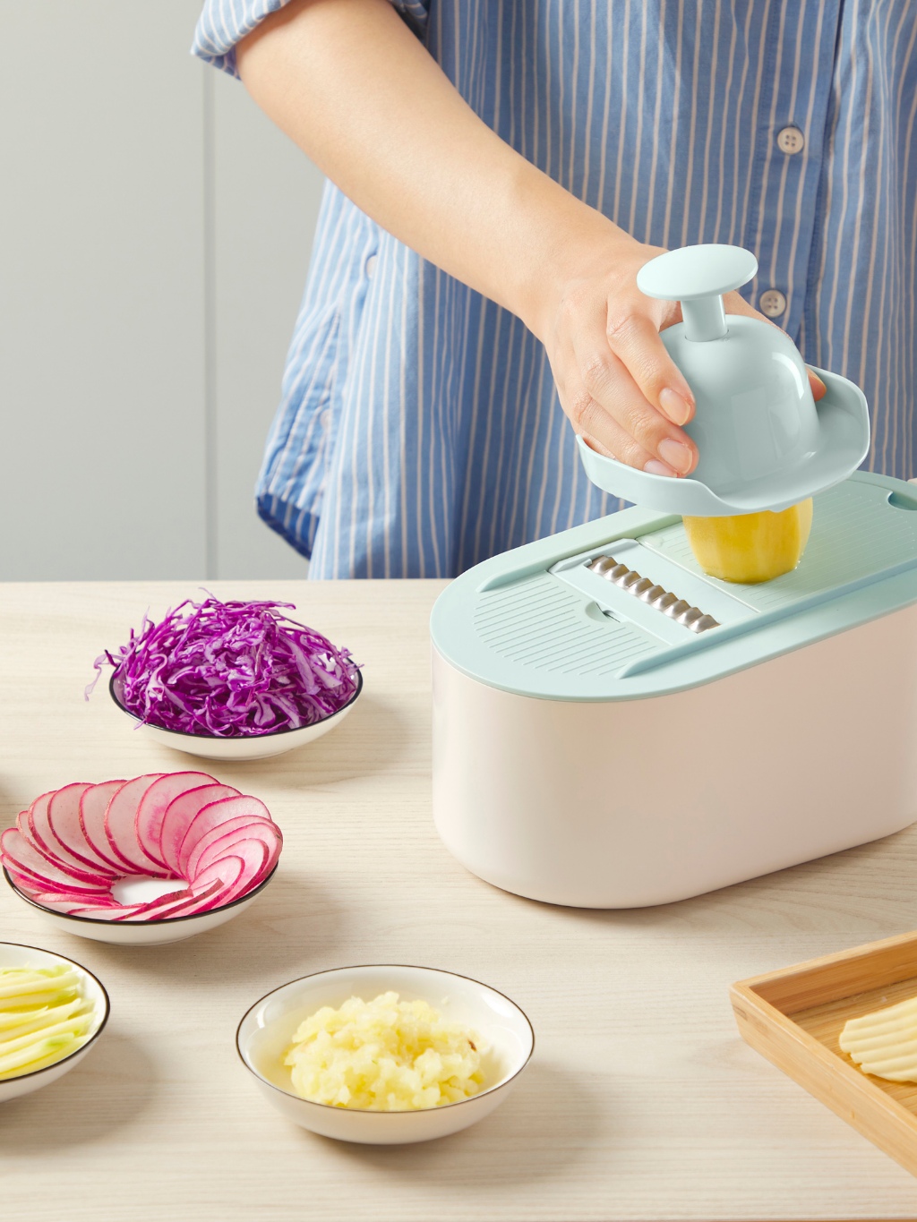 Bộ Nạo Cắt Rau Củ Quả Đa Năng YOKO Có Nhiều Lưỡi Thay Thế - Hàng chính hãng Inochi ( Tặng kèm khăn lau PaKaSa)