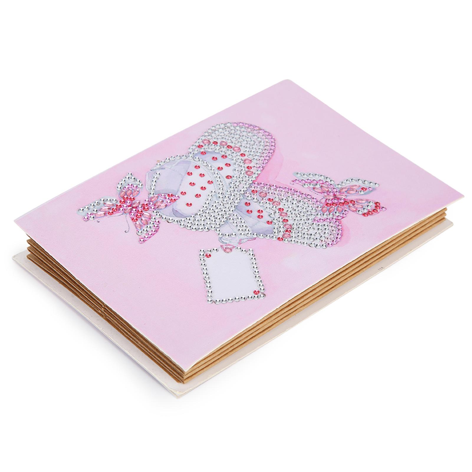 Album ảnh với trang trí kim cương tuyệt đẹp.