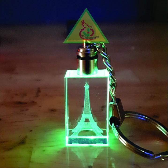 Bộ 2 Móc khóa pha lê phát sáng khắc Hình Tháp Eiffel_Quà tặng