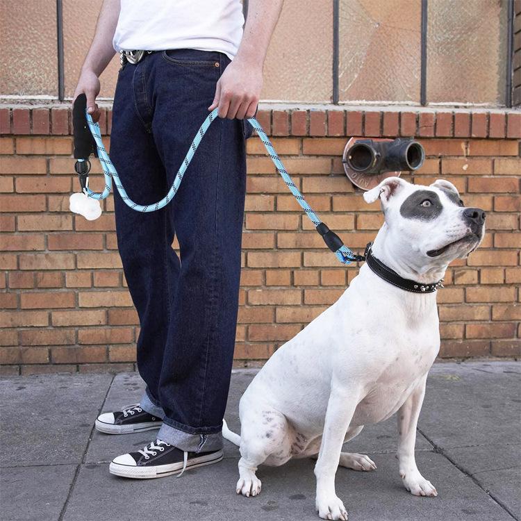 Chó dây xích, chủ đề phản chiếu Chó Lực tay cầm có đệm thoải mái để đi bộ cho con chó lớn trung bình300*1.2cm （cam）