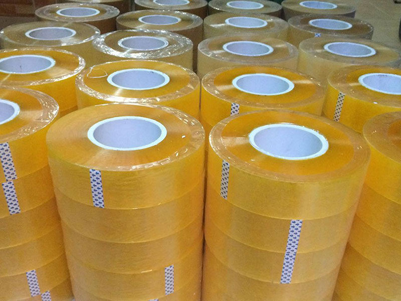 Băng Dính Trong 0.5KG Siêu Dính Lõi Nhựa Siêu Mỏng