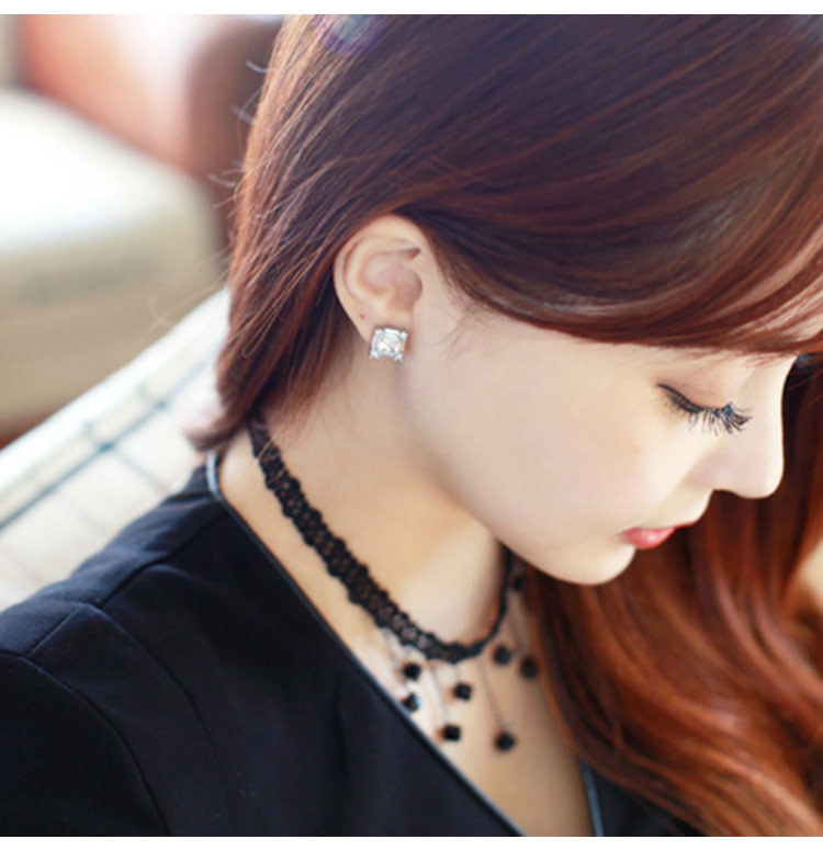 Vòng cổ choker chuỗi hạt ấn tượng