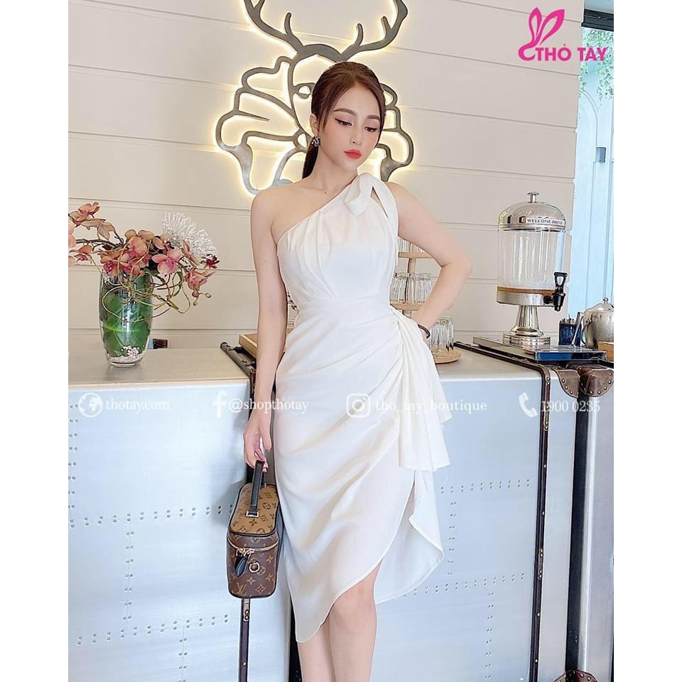 Đầm body xẻ tà