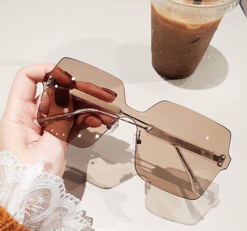 Kính râm màu Mắt vuông bản to thời trang