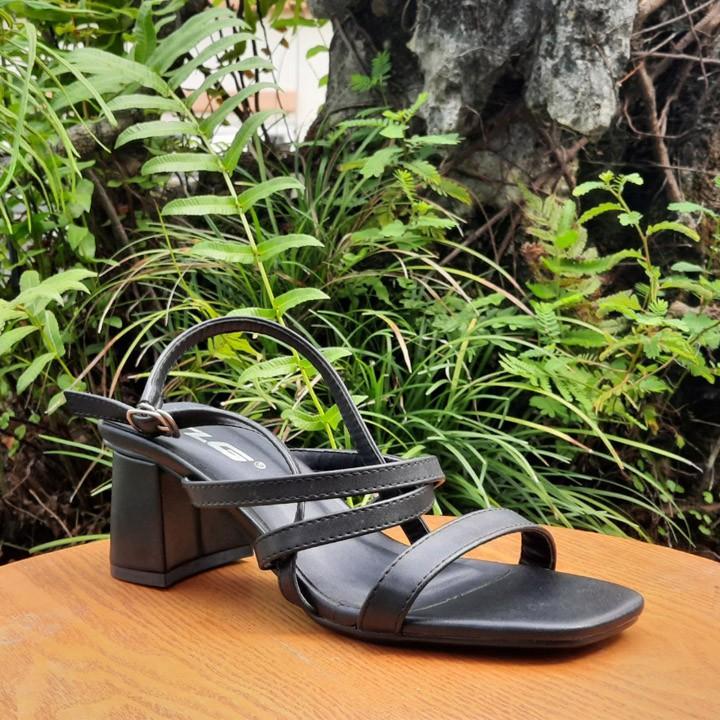 Sandal cao gót hot trend 2020 trẻ trung năng động 20750