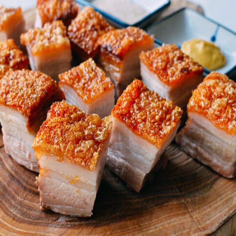 Dụng cụ châm bì , châm thịt , làm mềm thịt , giúp thịt ngấm gia vị nhanh , da giòn và ngon hơn