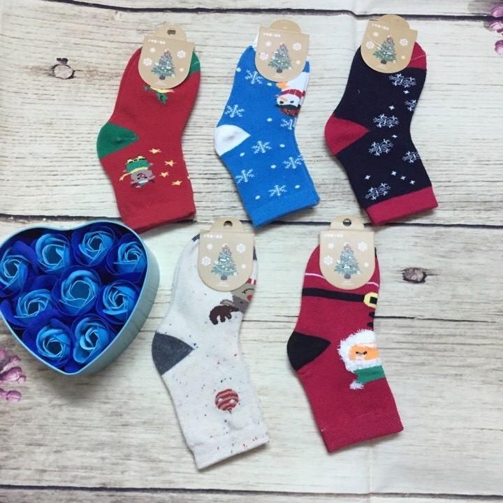 Set 10 Tất Họa Tiết Noel Cho Bé Yêu