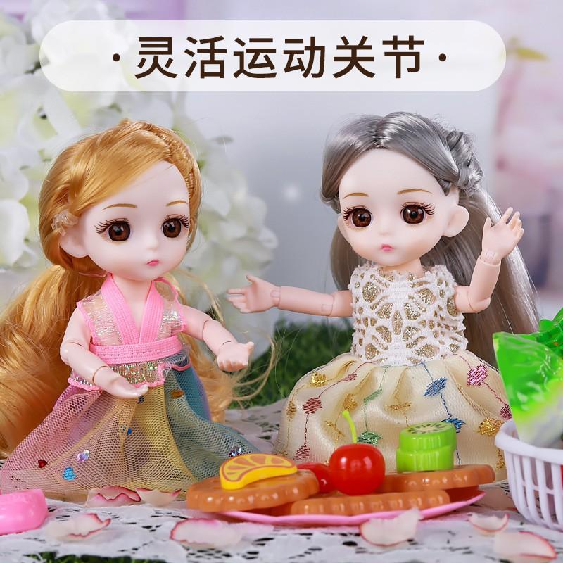 Búp bê cô gái Barbie có khớp chuyển động - hộp quà