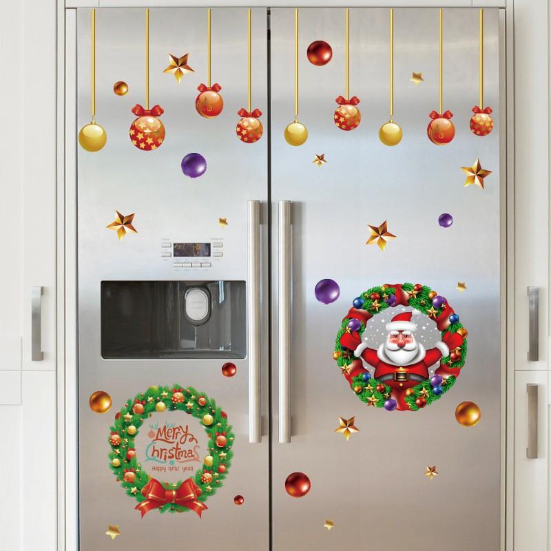 Decal dán tường , dán kính vòng nguyệt quế Noel + dây thả ấn tượng nhũ vàng