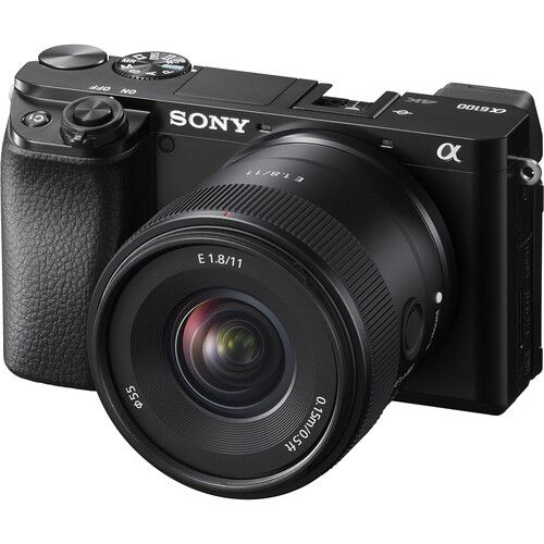 Ống kính Sony E 11mm F1.8 - Hàng Chính Hãng