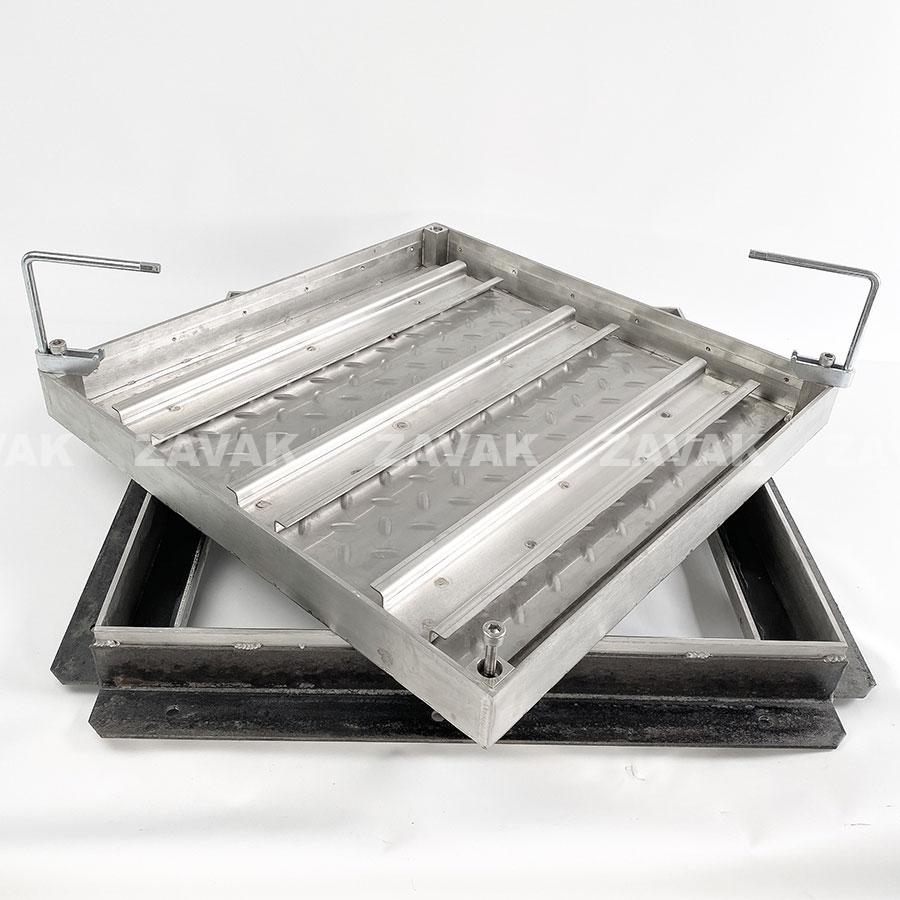 Nắp bể ngầm Zavak Inox 304. MHD* 800x800