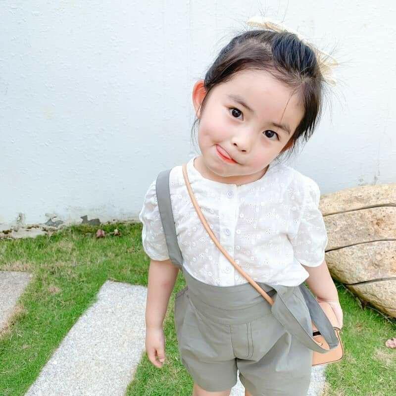 SET YẾM ÁO TRẮNG THÊU HOA ĐỤC LỖ