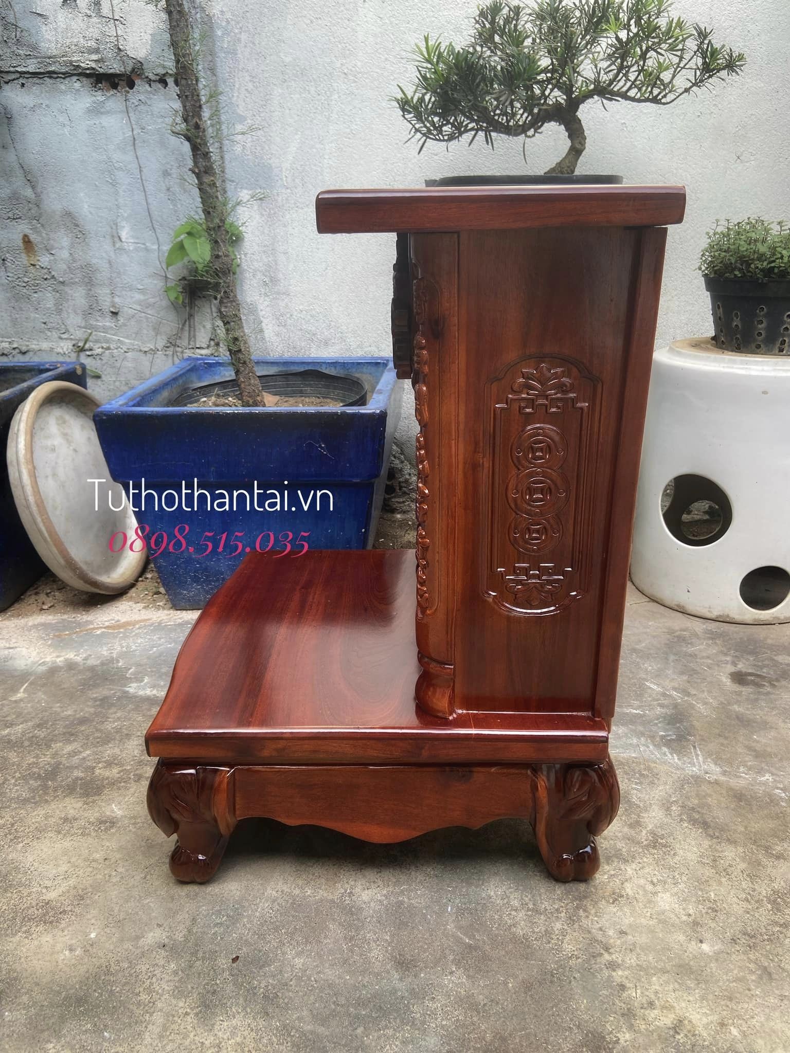 Bàn thờ thần tài gỗ Tràm mẫu hiện đại 48 x 68cm