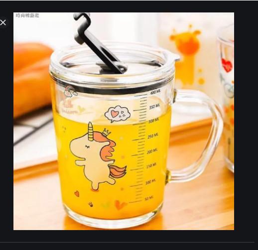 Cốc Thủy Tinh Chia Vạch Pha Sữa Có Tay Cầm, Có Nắp Đậy Kèm Ống Hút Tiện Dụng Loại 400Ml - Loại Tốt