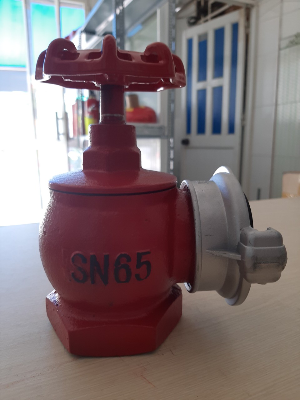 Van góc chữa cháy D65 SN65