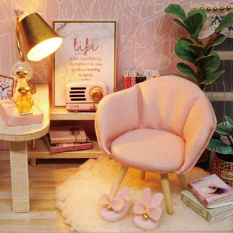 Mô hình nhà DIY Doll House My Little Warm Moment Kèm Mica Chống bụi