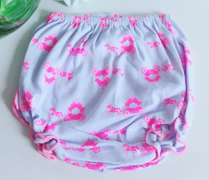 Combo 5 cái Quần chip đùi cho bé gái, free size bé 3-9kg, chất cotton, vãi thoáng mát và thấm hút cực tốt, tạo cảm giác dễ chịu cho da bé, thích hợp cho bé mặt nhà mùa hè