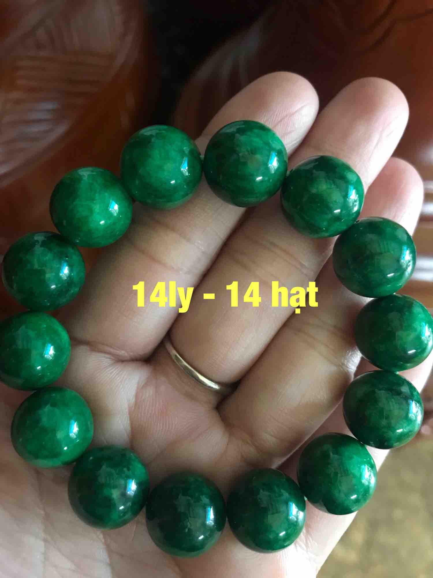 Vòng tay nam đá cẩm thạch xanh size hạt 14mm gồm 14 hạt hợp các Anh MẠNG MỘC HOẢ ạ