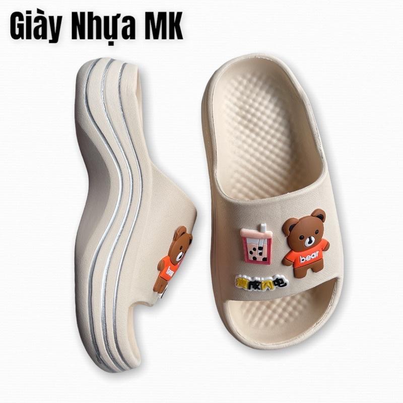 Dép Bánh Mì Gợn Sóng Đính Sticker Gấu Trà Sữa Siêu Nhẹ Tăng Chiều Cao 5cm - DL163