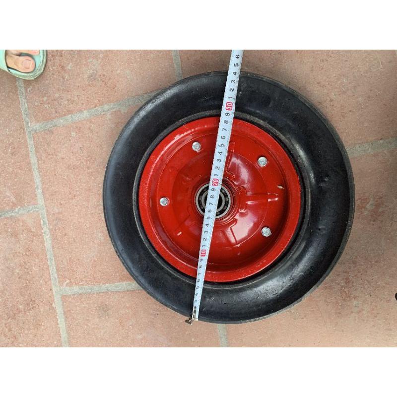Bánh xe nguyên bộ dùng cho máy trộn bê tông đường kính 35cm