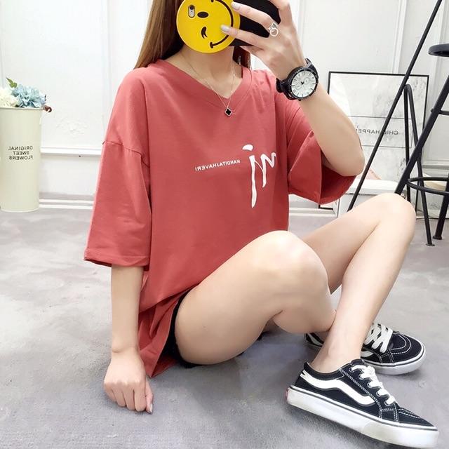 Áo thun tay lỡ form rộng