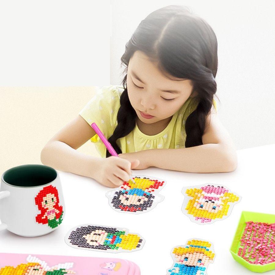 Sticker Đính Đá Mini Tranh Đính Đá Tạo Hình Dán Trang Trí Hình Công Chúa